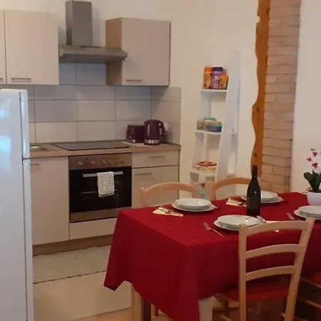 Vigo,fuzine Daire Fužine